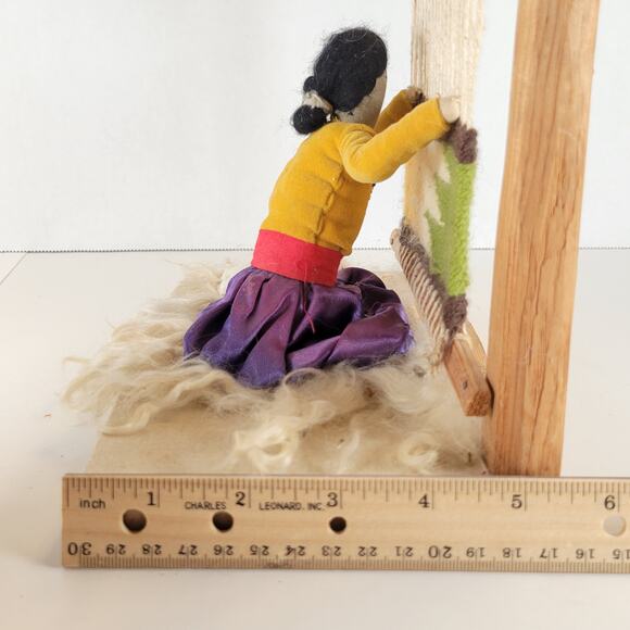 Handmade Native American Woman Weaving Loom Diorama Folk Art Figurine 10" Doll - Picture 5 of 16